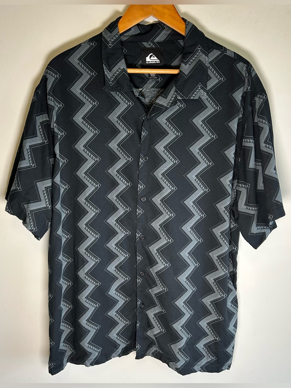 Quiksilver x Kehu Butler Aramoana Shirt Men’s XXL Surf Tribal Chevron Wave